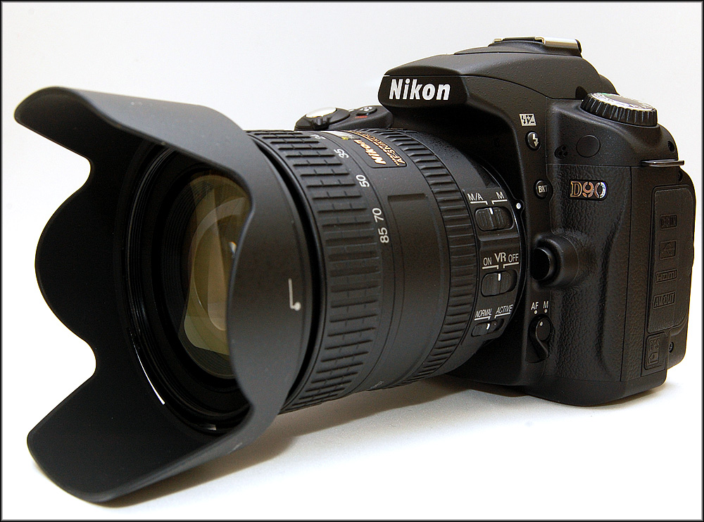 Nikon D90 With 18 105VR kit lens large image 0
