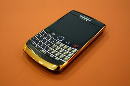 From OMAN Blackberry Bold 9700 at Cheap Price large image 0