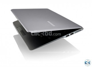 Samsung AMD Bulldozer Processor Laptop-13.3 Star Tech