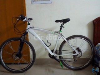 1 month used Raleigh Twist for SELL