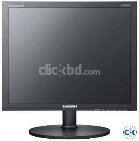 Urgent Samsung 17 LCD Square Monitor. Contact 01685268464 large image 0