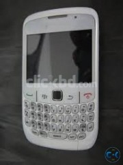 BLACKBERRY CURVE 8520 WITH 4GB FROM UK