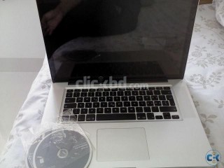 macbook pro o 15 MC372X A