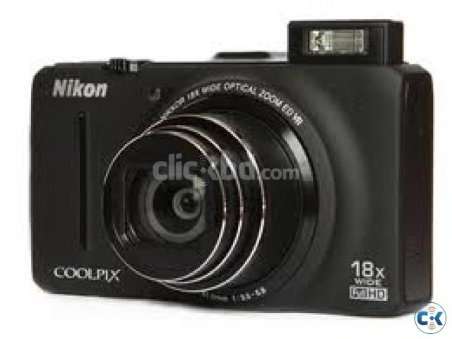 Nikon Coolpix S9300 digital camera large image 0