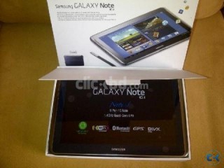 SAMSUNG GALAXY NOTE 10.1 WITH BOX & EVERYTHING !!!