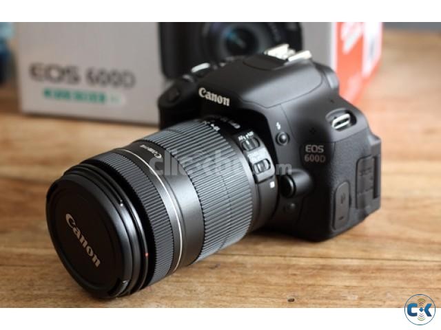 Canon EOS 600D with 18-135mm Lens large image 0