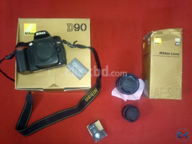 Nikon D90 18-200mm VR lens large image 0