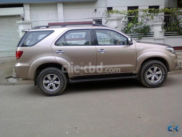 TOYOTA FORTUNER SUV JEEP 4WD 2007 BRAND NEW CONDITION large image 0