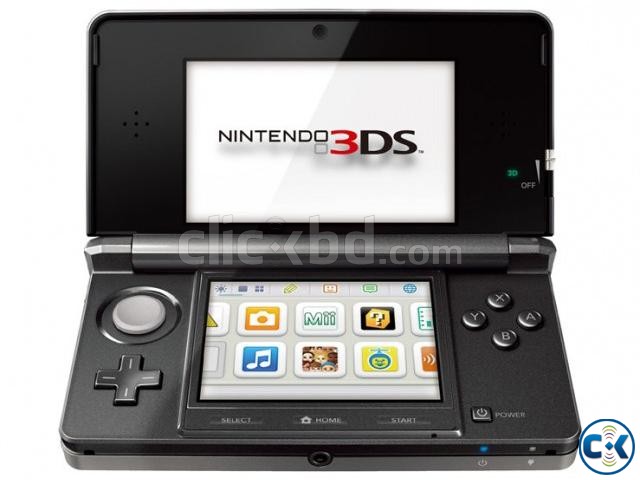 Nintendo 3DS with 8GB SD large image 0