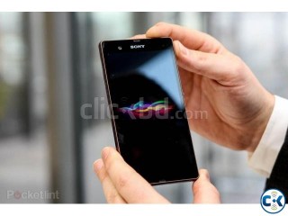 SONY XPERIA Z STARTING FROM 27000TK WITH ALL ACCESSORIES