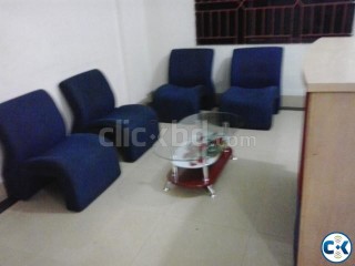 Urgent Office low rent home and office