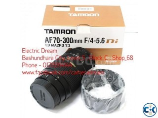 TAMRON AF70-300mm F 4-5.6 Di LD Macro Zoom . ELECTRIC DREAM