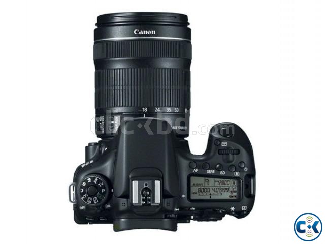 Canon Eos 70D with 18-135mm IS Stm Lens. large image 0