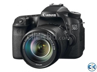 Canon Eos 70D with 18-135mm IS Stm Lens.