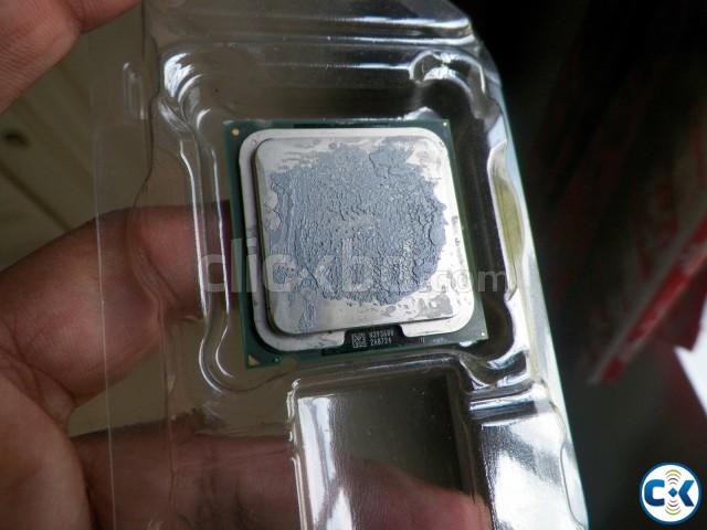 Damaged Intel Core2 Quad Q8400 CPU large image 0
