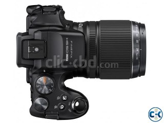 Fujifilm FinePix HS35EXR Digital Camera