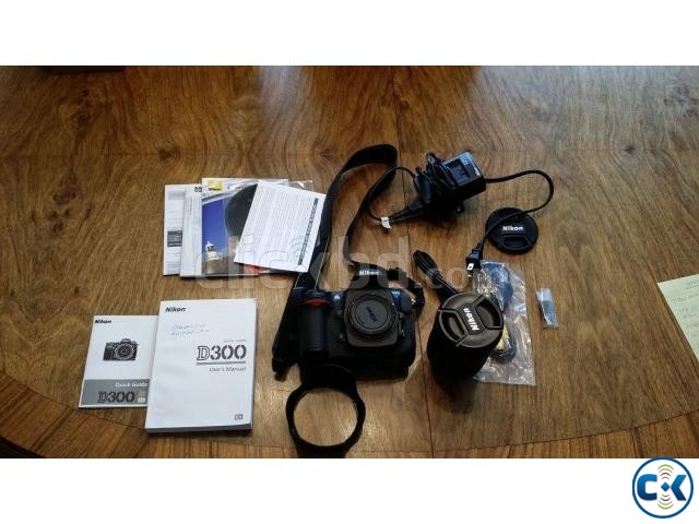 Brand new Nikon D300 camera Camera and lens in Brand new large image 0