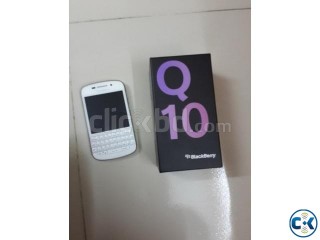 Blackberry Q 10 White full Boxed new condition