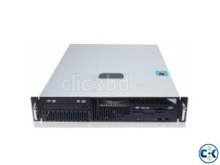 Momentum Server E5-2400 server