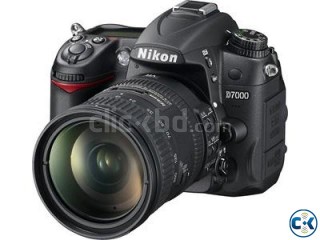 Nikon D7000 DSLR Camera Kit Set AF-S DX NIKKOR 18-105m Lens