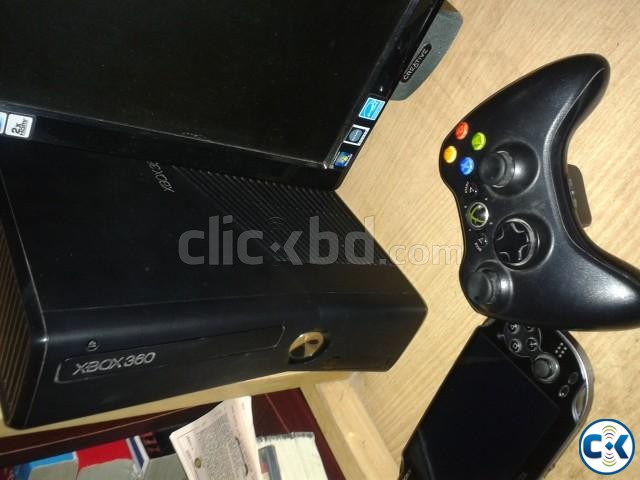 Xbox 360 Slim 4 GB large image 0
