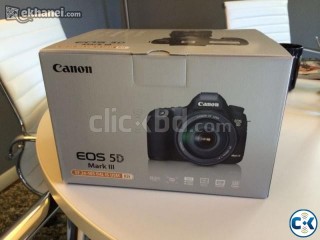 Canon EOS 5D Mark 3 22.3MP DSLR Camera Body
