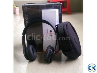 PS4 Headphone-Beats Solo HD For sell