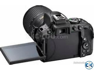NIKON D5300 24.2 Mega Pixel Smart DSLR Camera With Lens
