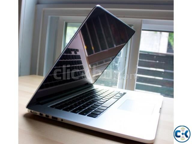 Apple Macbook Pro 15 Retina mid-12 core i7 8GB RAM 256GB SSD large image 0