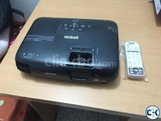 EPSON EH550 Projector