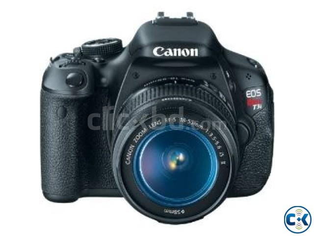 Canon EOS Rebel T3i 18 MP DSLR large image 0