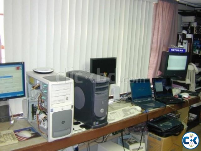 WE DO BUY OLD OR DAMAGE COMPUTER negotiable price  large image 0