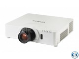 Hitachi HD LCD Video Projector CP-X8170 XGA 7000 Lumens