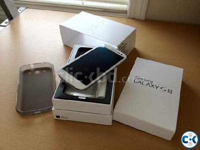 Galaxy S3 White full Box large image 0