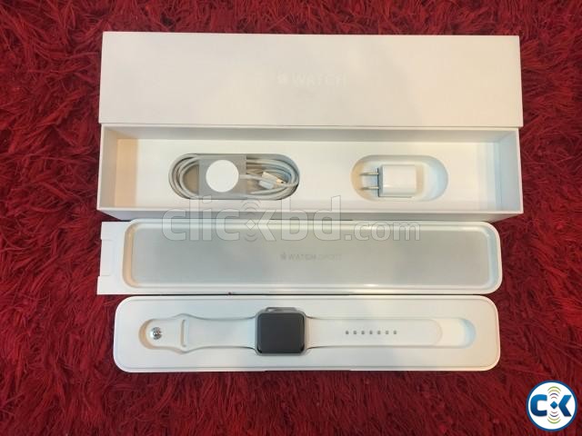 Apple watch sport 42mm silver NEW BOXED large image 0