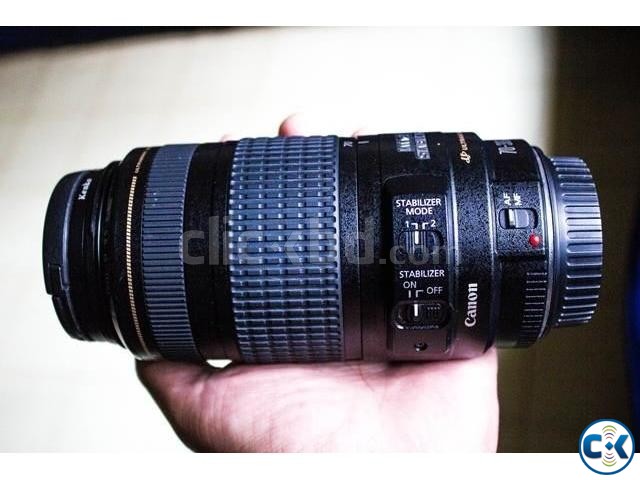 Canon 70-300 USM Zoom Lens large image 0