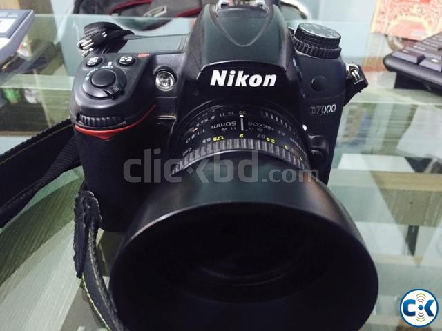 Nikon D7000 50mm 1.8D lens large image 0