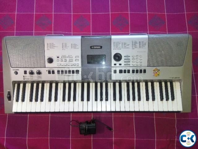Yamaha PSR-E413 semiprofessional keyboard large image 0