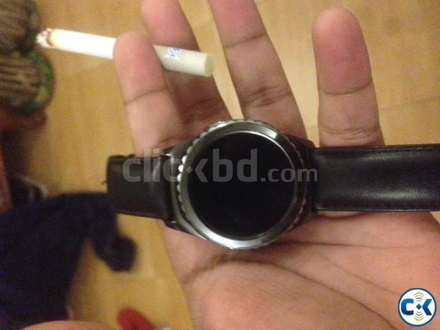 samsung gear s2 classic large image 0
