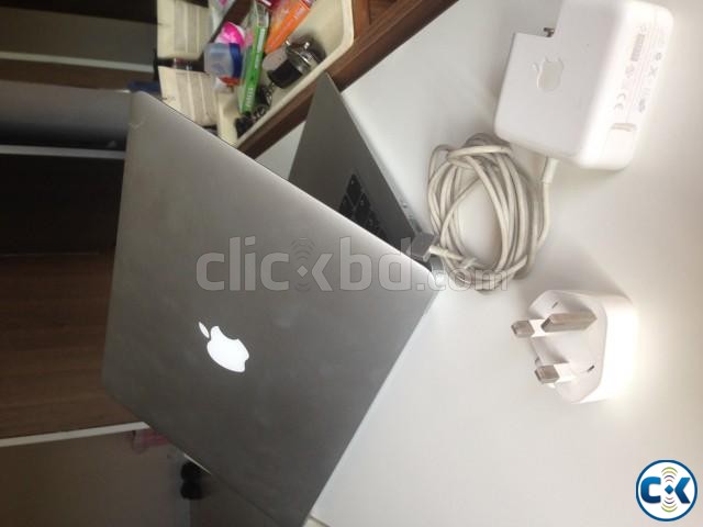 MacBook Air 13 Inch  large image 0