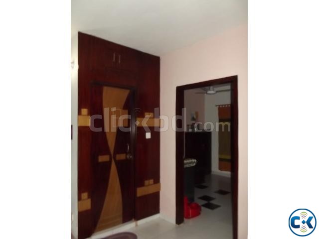 RENT 3 Bed semi furnished apartment large image 0