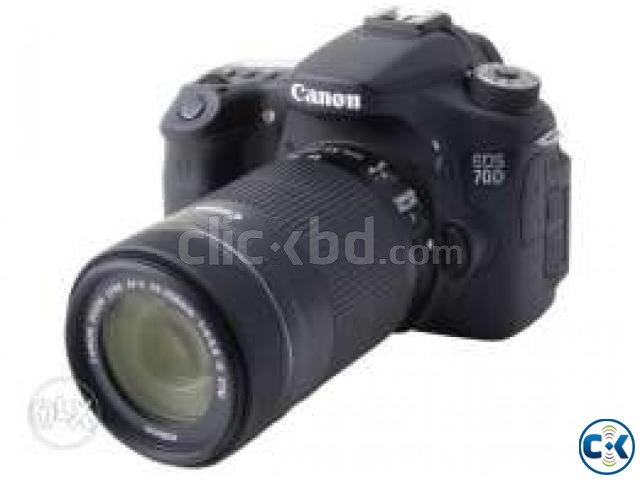 Canon 70D DSLR 20.2MP Camera 18-200mm Lens large image 0