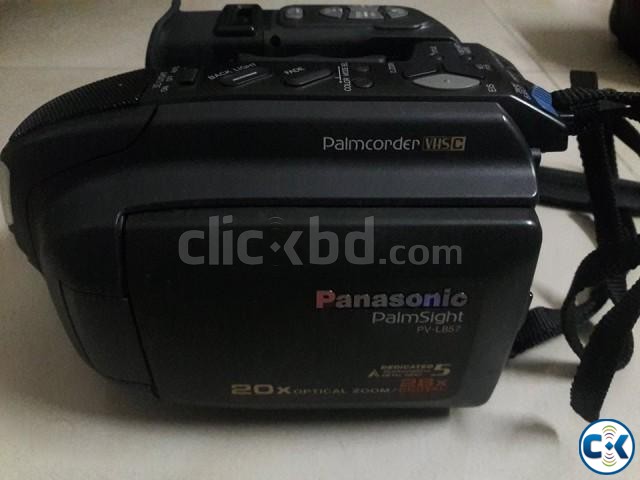 Panasonic PVL857D - VHS-C CAMCORDER large image 0