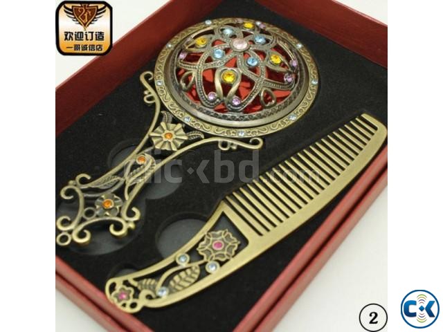 Royal Decoration Comb and Mirror large image 0