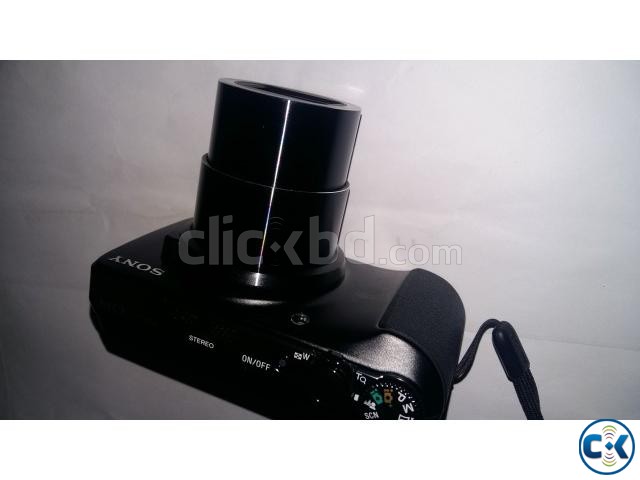 Sony Cyber-Shot DSC HX 10V 18.2 Mega Pixel large image 0