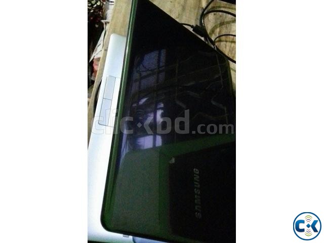 Emergency Sell Samsung Laptop core i3 large image 0