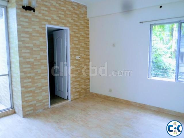 Flat For Rent Banani 1800sft  large image 0