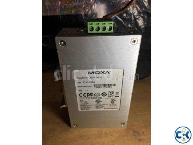 moxa 5 port switch large image 0