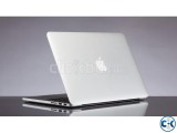 Apple 13 - inch MacBook Pro: (MPXT2ZP/A) A1708