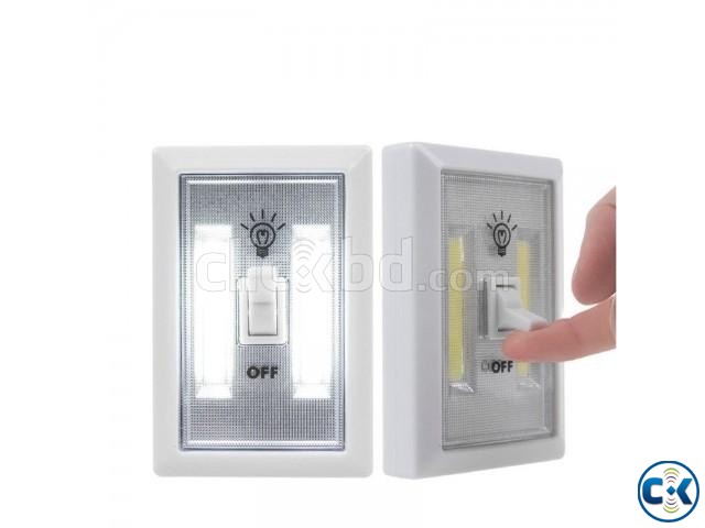 Magnetic Cordless Switch Wall Light large image 0